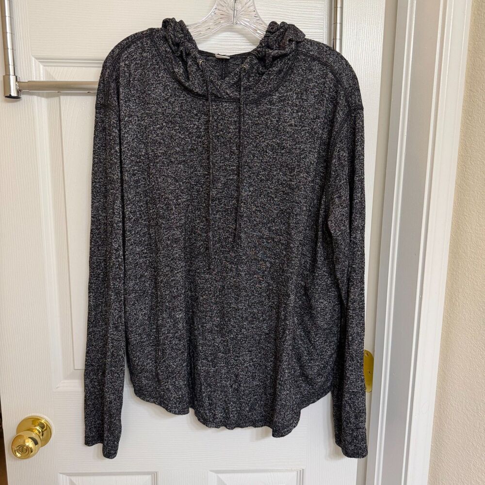 Lightweight Old Navy hooded knit shirt